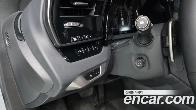Lexus RX 2023 — photo 28
