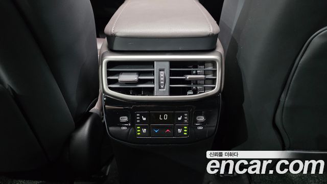 Lexus RX 2023 — photo 34