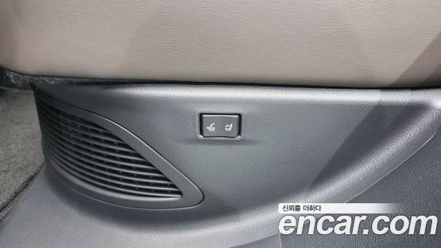 Lexus RX 2023 — photo 37