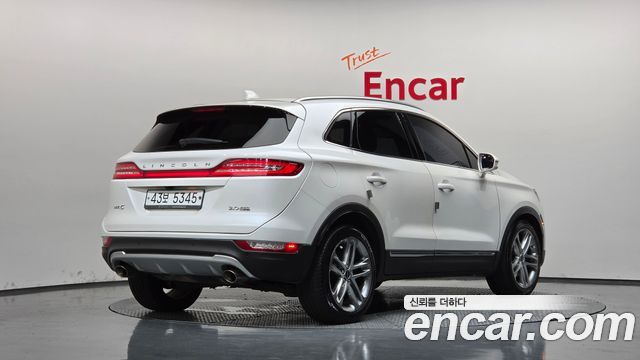 Lincoln MKC 2015 — photo 2