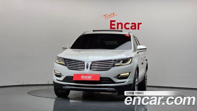 Lincoln MKC 2015 — photo 3