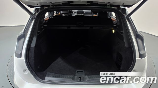 Lincoln MKC 2015 — photo 20