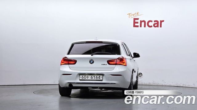 BMW 1-Series 2017 — photo 4
