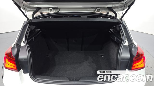 BMW 1-Series 2017 — photo 26