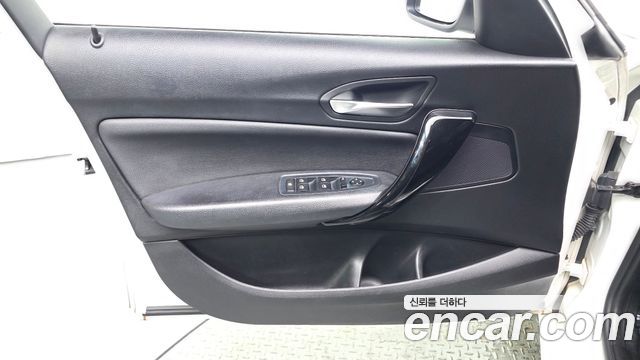 BMW 1-Series 2017 — photo 14