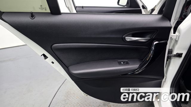 BMW 1-Series 2017 — photo 15