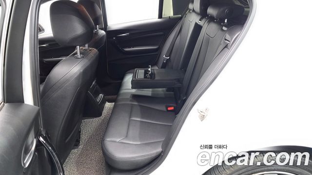 BMW 1-Series 2017 — photo 16