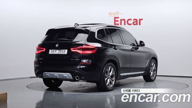 BMW X3 2019 — photo 2