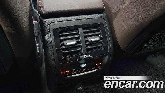 BMW X3 2019 — photo 32