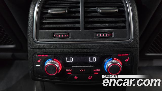 Audi A7 2012 — photo 18