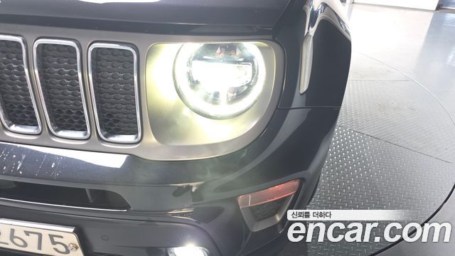 Jeep Renegade 2020 — photo 8