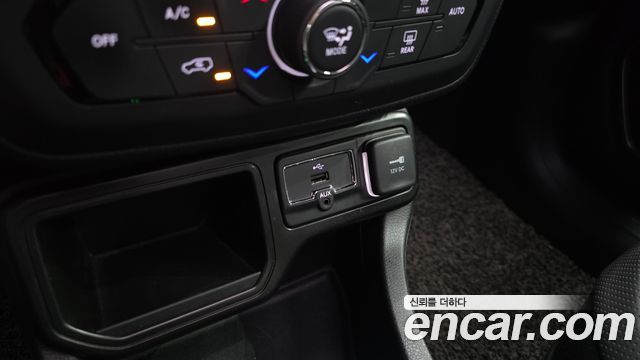 Jeep Renegade 2020 — photo 16