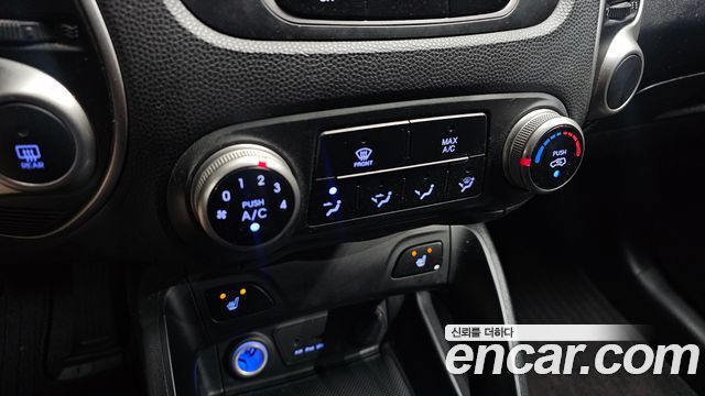 Hyundai Tucson 2010 — photo 17