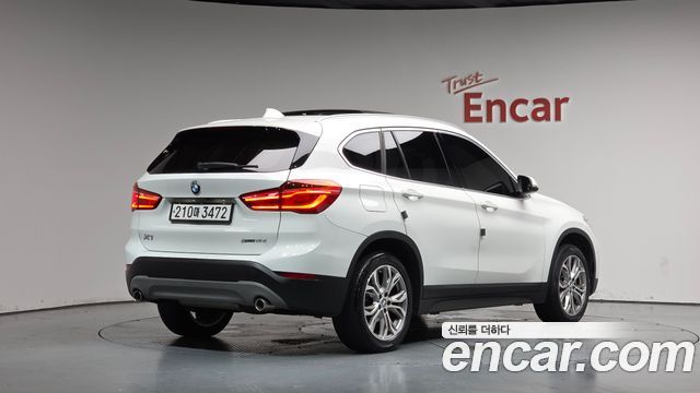 BMW X1 2018 — photo 2