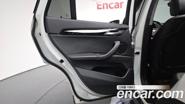 BMW X1 2018 — photo 15