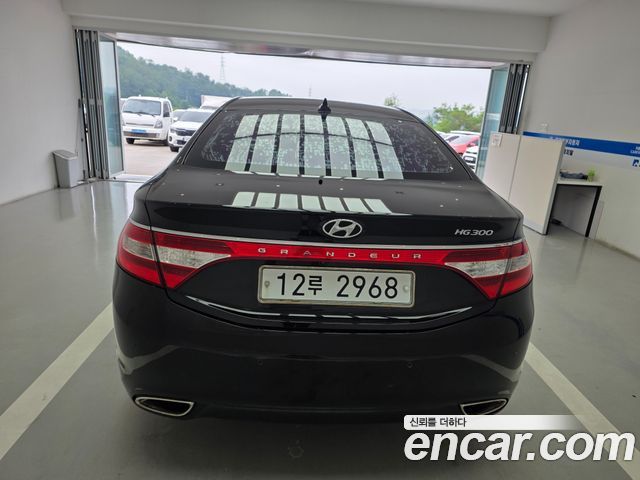 Hyundai Grandeur 2012 — photo 4