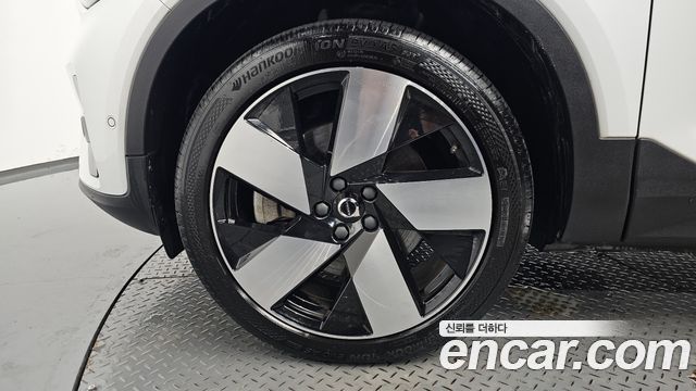 Volvo C40 2022 — photo 5