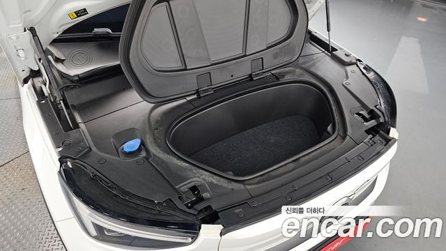 Volvo C40 2022 — photo 6