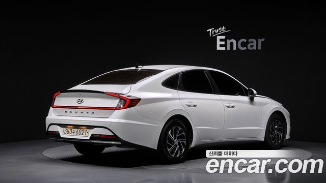 Hyundai Sonata 2021 — photo 2