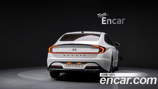 Hyundai Sonata 2021 — photo 4