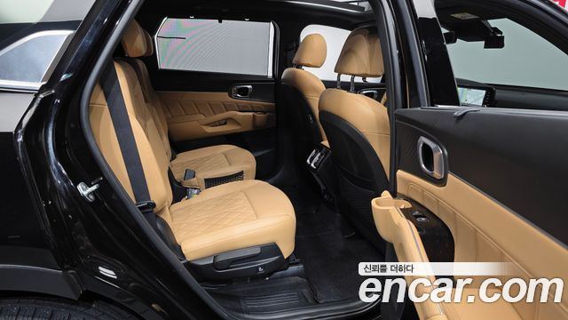 Kia Sorento 2023 — photo 12