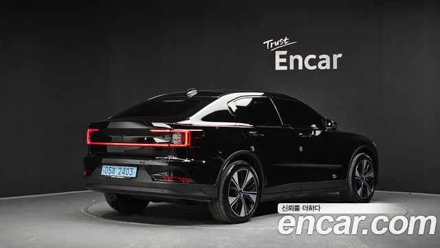 Polestar Polestar 2 2023 — photo 2