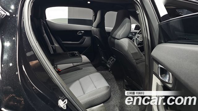 Polestar Polestar 2 2023 — photo 17