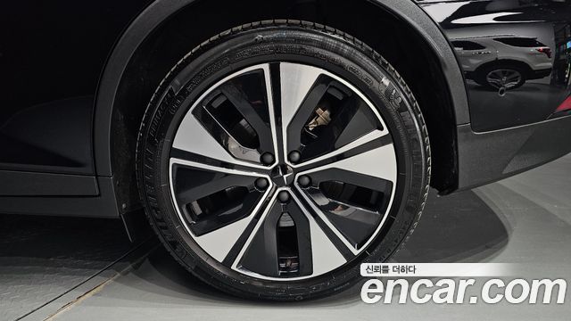 Polestar Polestar 2 2023 — photo 7