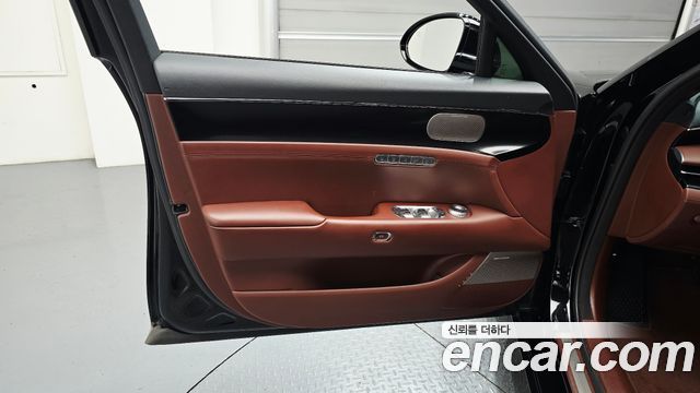 Genesis G90 2022 — photo 14