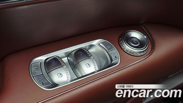 Genesis G90 2022 — photo 28