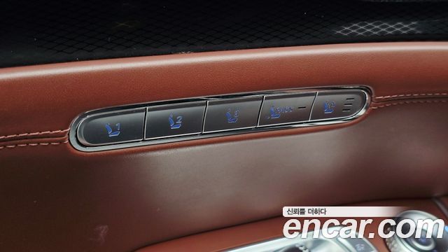 Genesis G90 2022 — photo 31