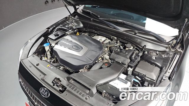 Kia K7 2017 — photo 6