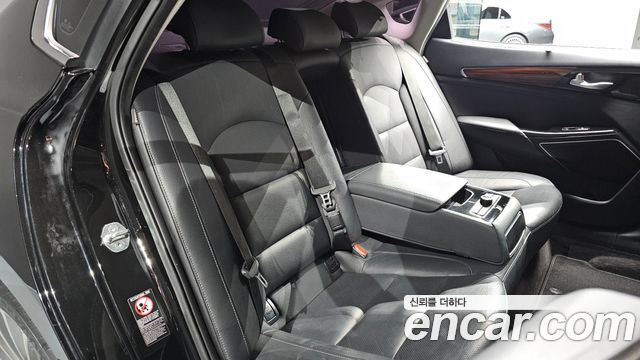 Kia K7 2017 — photo 17