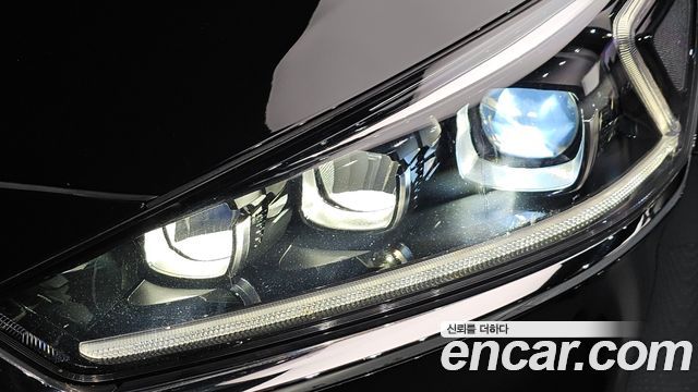 Kia K7 2017 — photo 8