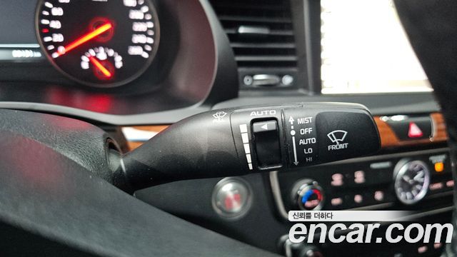 Kia K7 2017 — photo 29