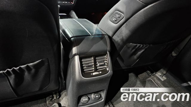 Kia K7 2017 — photo 32