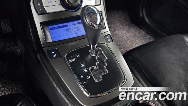 Hyundai Genesis 2009 — photo 12
