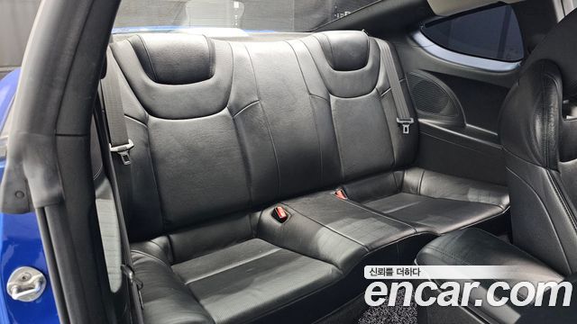 Hyundai Genesis 2009 — photo 17