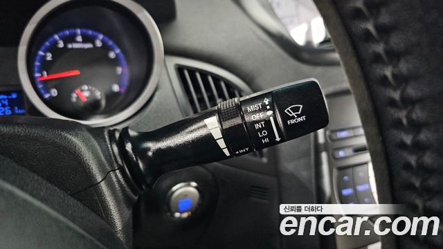 Hyundai Genesis 2009 — photo 24