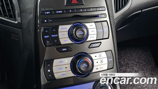 Hyundai Genesis 2009 — photo 27