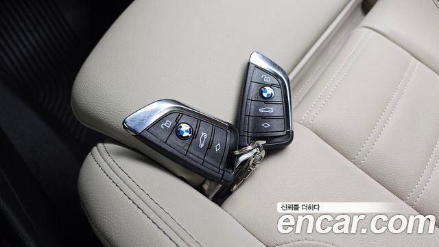 BMW iX3 2024 — photo 23