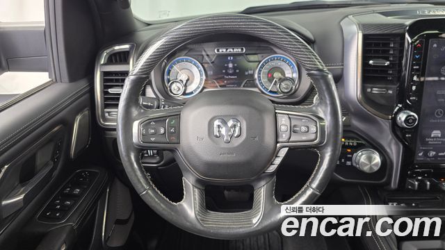 Dodge Ram Pick Up 2019 — photo 18