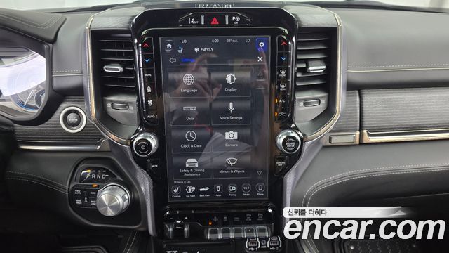 Dodge Ram Pick Up 2019 — photo 19