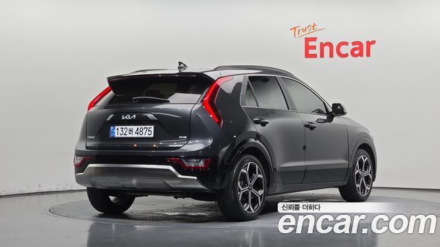Kia Niro 2022 — photo 2
