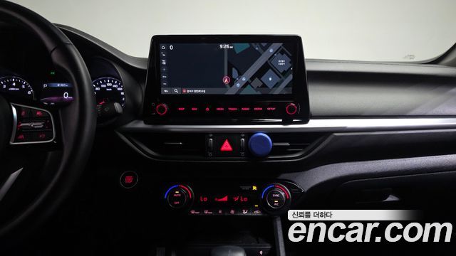 Kia K3 2022 — photo 20