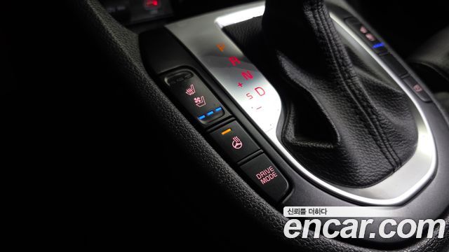 Kia K3 2022 — photo 24