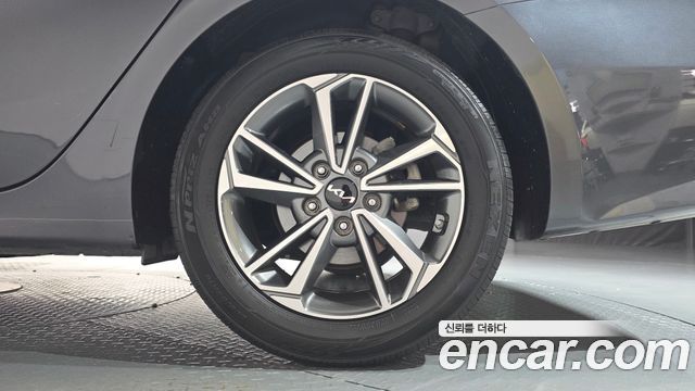 Kia K3 2022 — photo 7