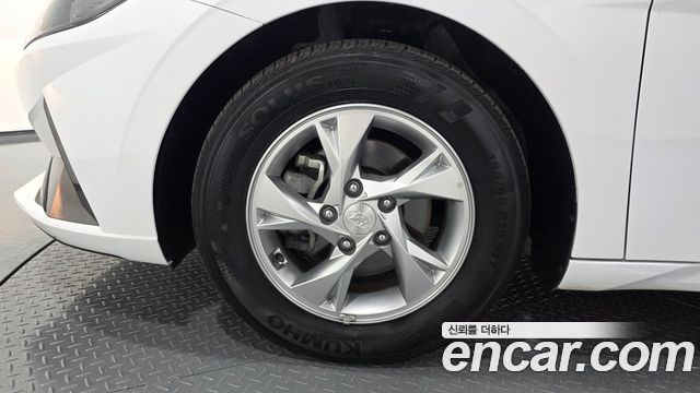 Hyundai AVANTE 2021 — photo 5