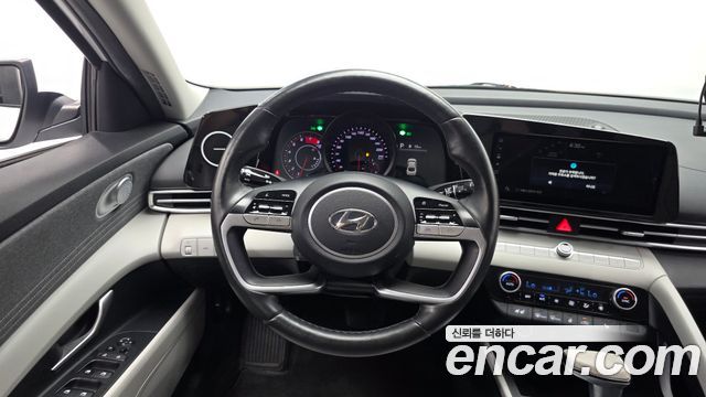 Hyundai AVANTE 2021 — photo 19