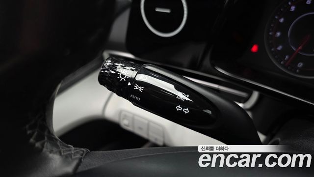 Hyundai AVANTE 2021 — photo 25